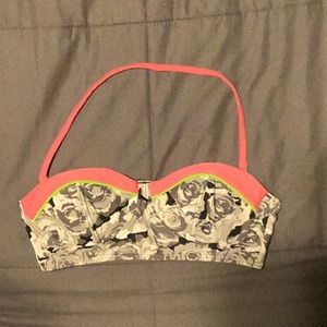 Bikini top